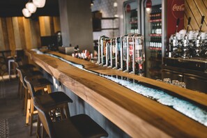 Bar (en la propiedad)