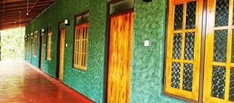 Araliya Self Cooking Resort Dambulla