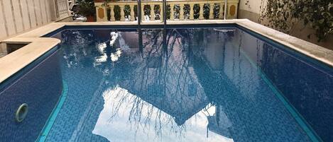 Außenpool (je nach Saison geöffnet)