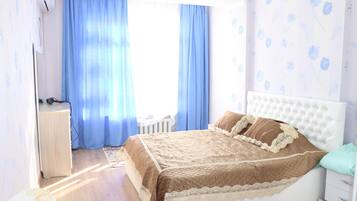 1 bedroom, premium bedding, desk, iron/ironing board