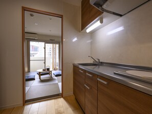 Chambre Triple Tradition, non-fumeur (Tatami Condo)