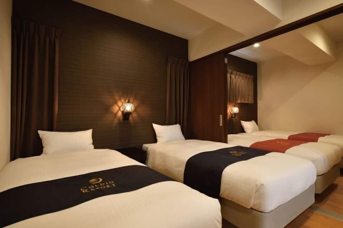 Edredones de plumas, wifi gratis, ropa de cama