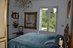 3 bedrooms, in-room safe, iron/ironing board, free WiFi - AMONG THE HILLS ABOVE SESTRI LEVANTE PANORAMIC VIEW (Castiglione Chiavarese)