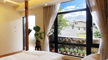 Superior Double Room | 1 bedroom, desk, blackout drapes, free WiFi