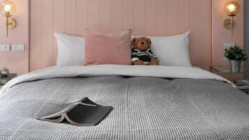 Deluxe Double Room | Down comforters, blackout drapes, soundproofing, WiFi (free)