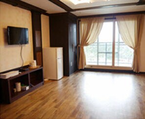 Free WiFi, wheelchair access - Jeju TS Youthhostel Resort (Seogwipo)