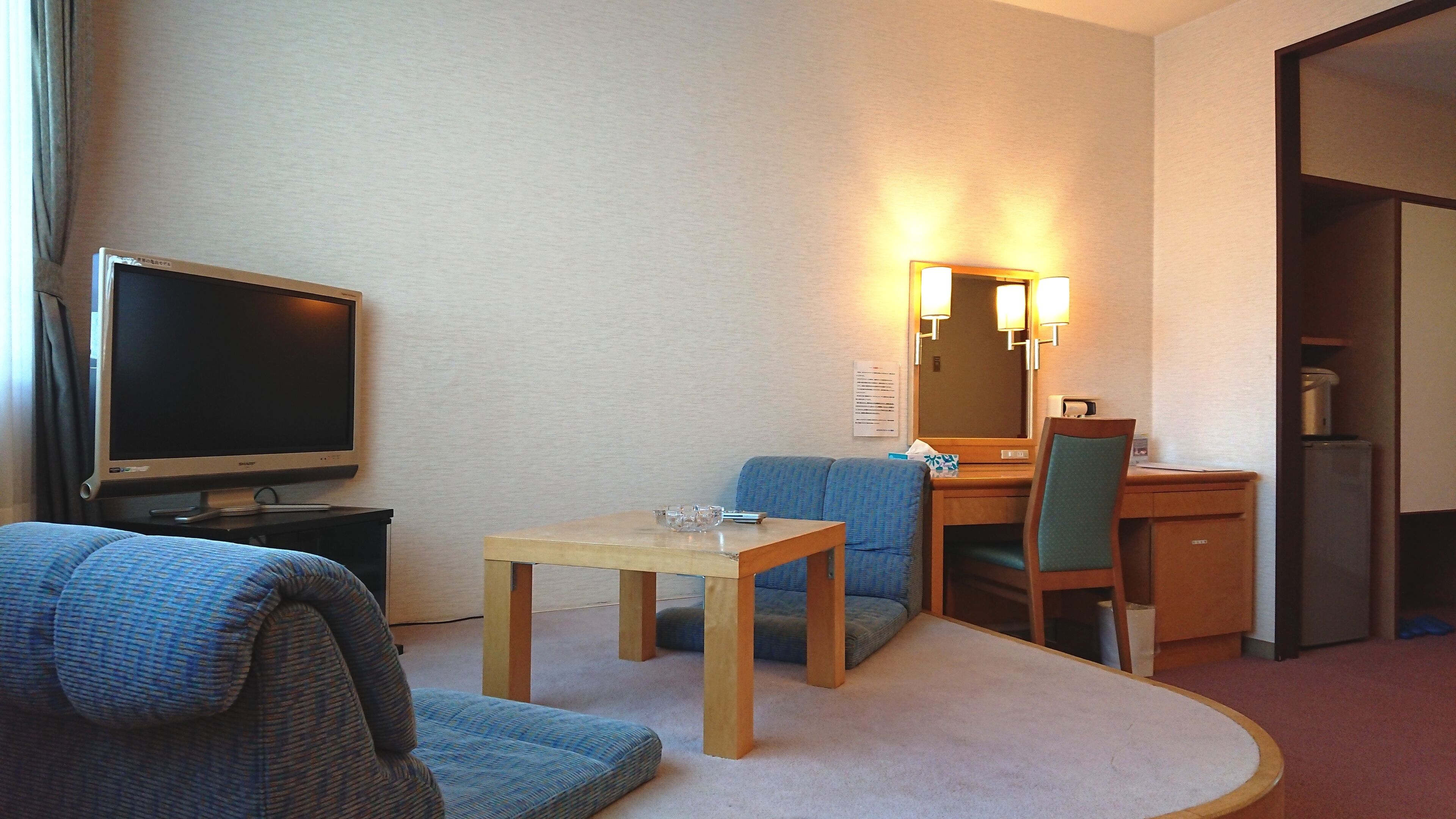 Zweibettzimmer | Zimmersafe, Schreibtisch, Bügeleisen/Bügelbrett, kostenloses WLAN