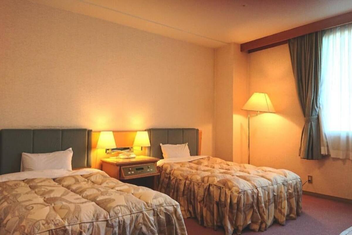 In-room safe, desk, iron/ironing board, free WiFi