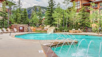 Beheizter Pool