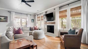 TV, fireplace, offices