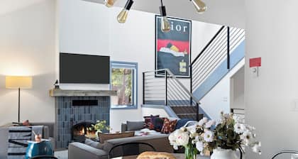 Outpost: Clark's Knoll 381 - Walk to Town Square