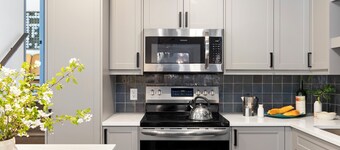 Outpost: Clark's Knoll 381 - Walk to Town Square