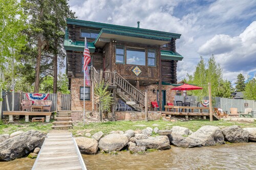 Lakefront Mountain Home Boat Garage Lakefront Log Home On Shadow
