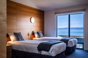 2 Bedroom Apartment Beachfront 