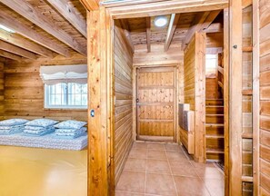 1 bedroom, free WiFi, bed sheets - Toggine Pension (Jeju City)