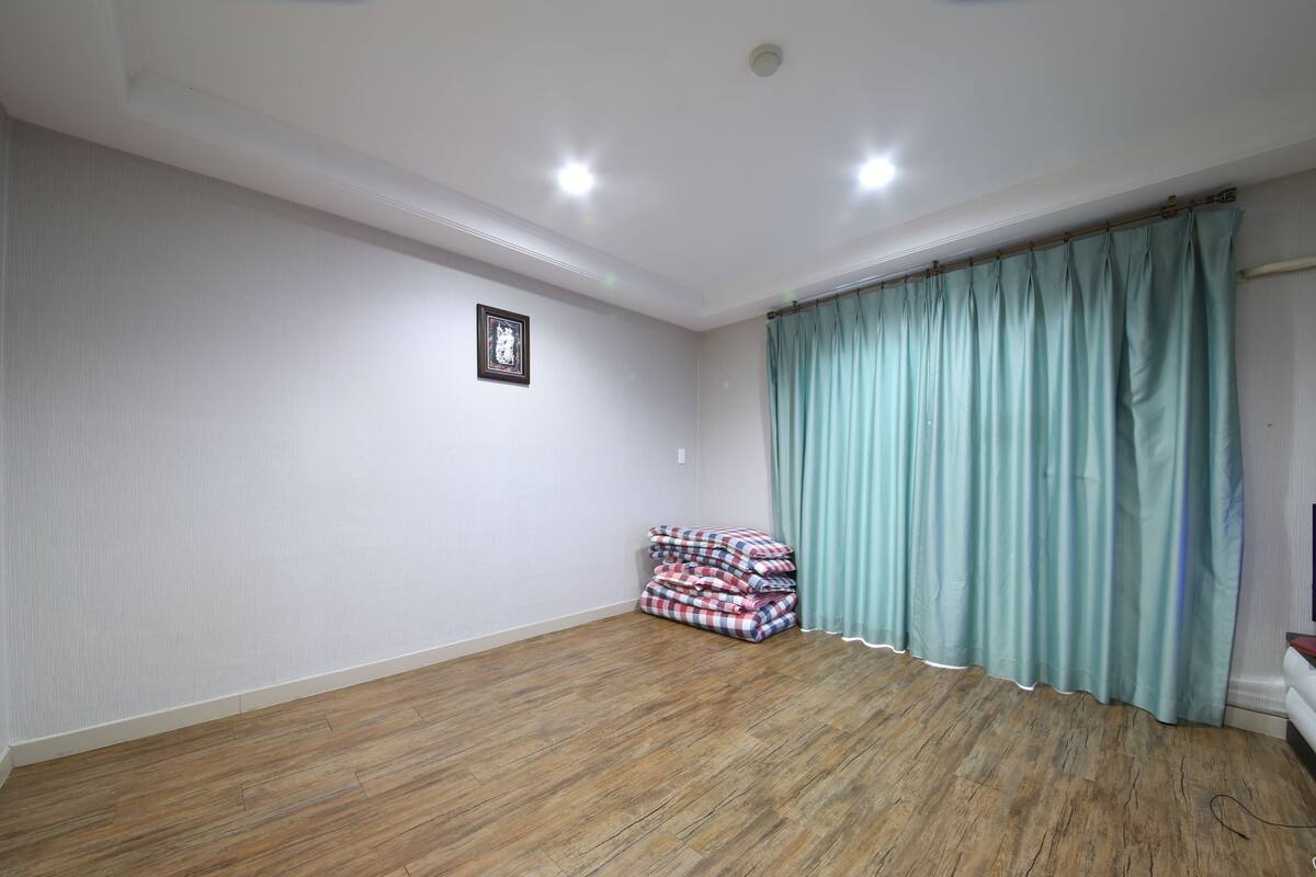 Ondol Room | WiFi (free)