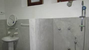 Shower, free toiletries, bathrobes, bidet