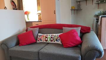 Standard Cottage, 1 Double Bed | Living area
