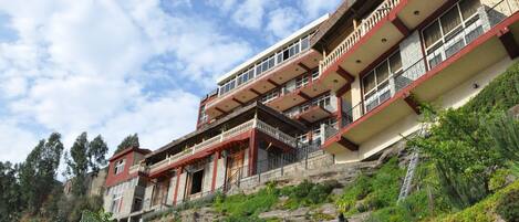 Façade de lâhĂ©bergement