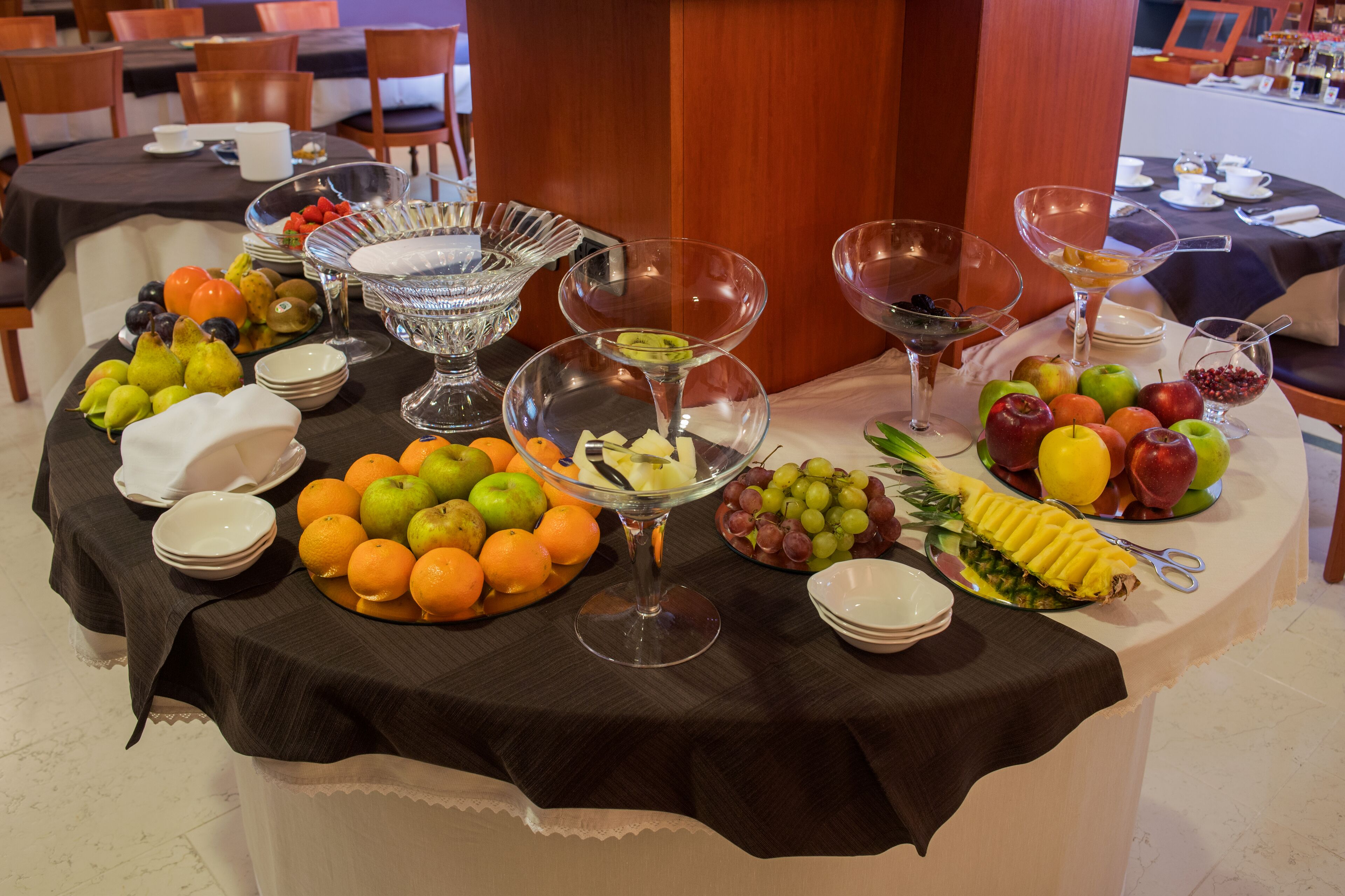 daily buffet breakfast (eur 10.00 per person)