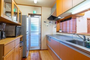 Private House | Private kitchen | Fridge, microwave, stovetop, dishwasher