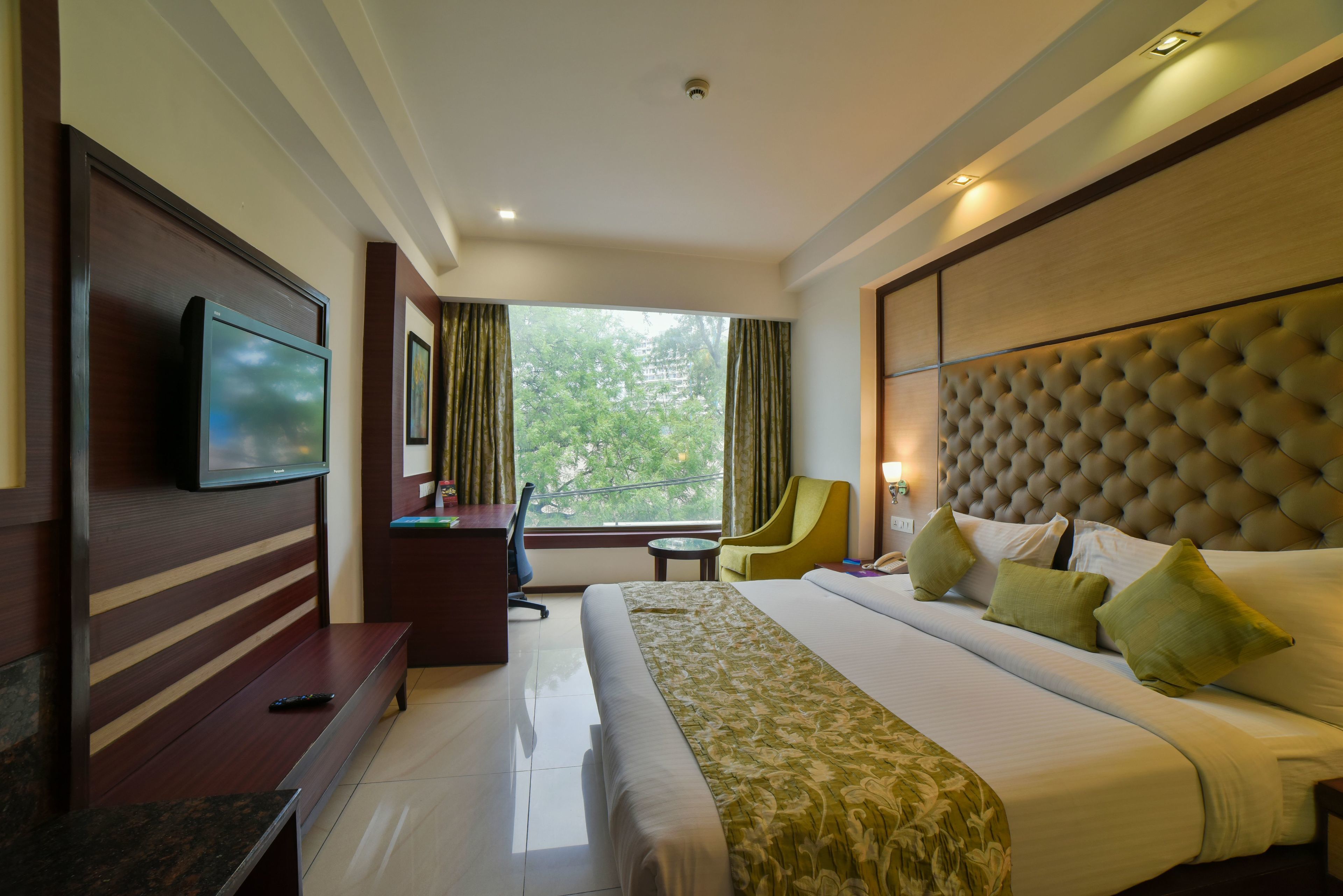 In-room safe, desk, iron/ironing board, rollaway beds