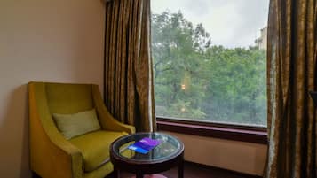 In-room safe, desk, iron/ironing board, rollaway beds