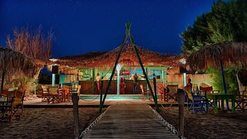 Beach bar