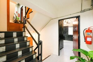 Staircase - Salee Hostel (Chiang Mai)