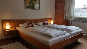 Habitación doble, para no fumadores | 1 habitación, wifi gratis y ropa de cama 
