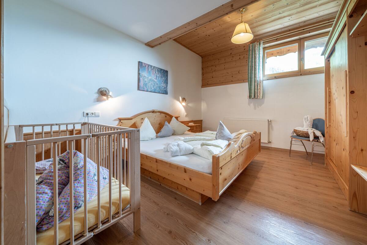 Suite | Cunas gratuitas, wifi gratis y ropa de cama