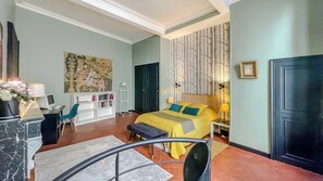 Superior Duplex, Private Bathroom | Free WiFi