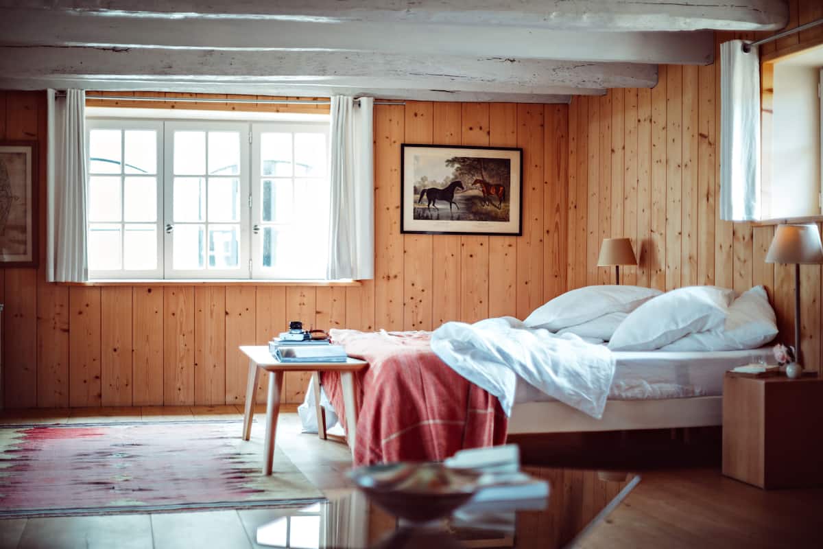 5 habitaciones, ropa de cama de alta calidad y decoración personalizada