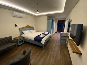 Luxury Double Room, Sea View | Desk, free WiFi - Ekin Pansiyon (Demre)