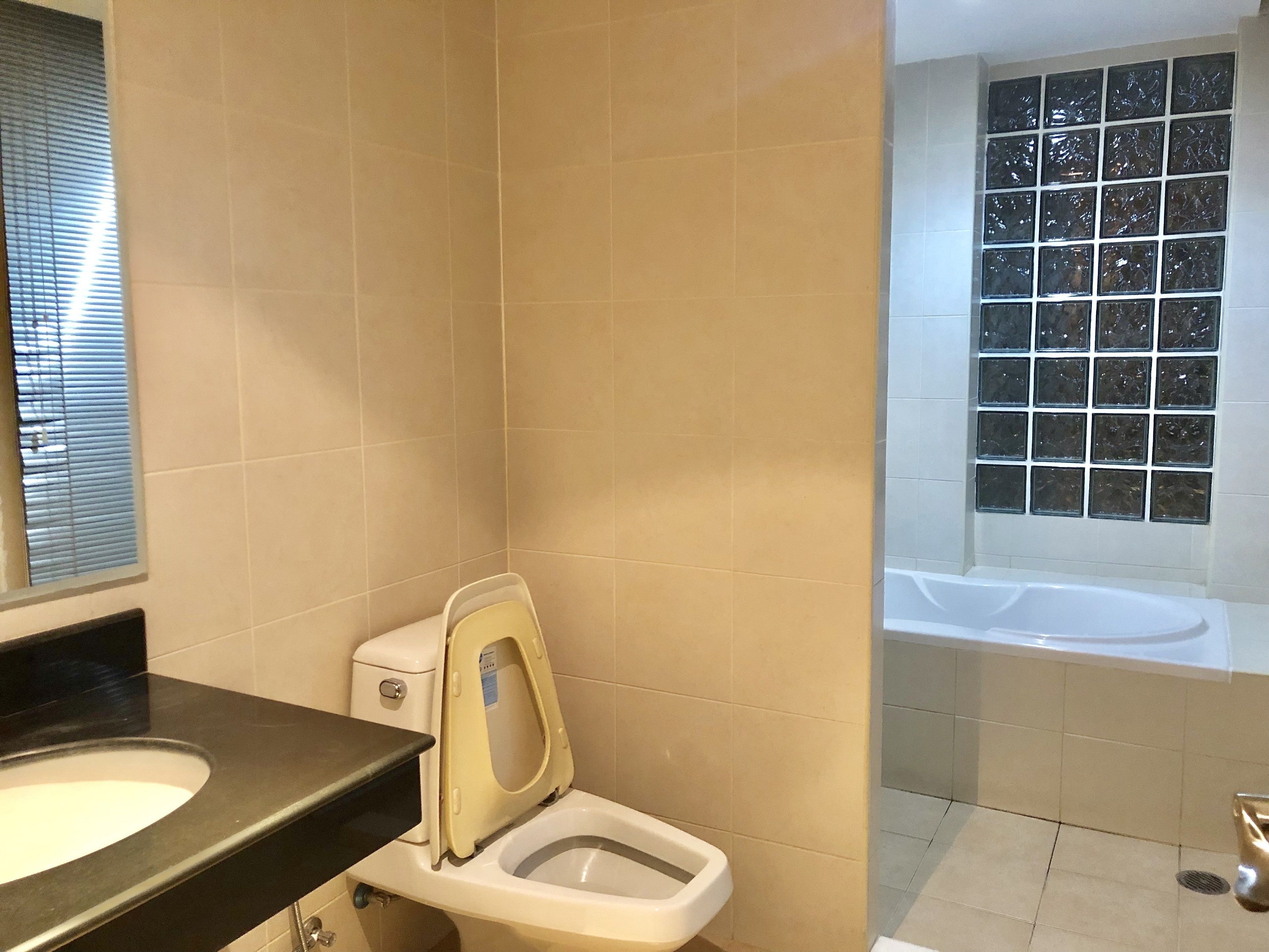 Foto - Twin Peaks Sukhumvit Suites