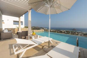 Signature-Suite, eigener Pool, Meerblick | 1 Schlafzimmer, hochwertige Bettwaren, Minibar, Zimmersafe