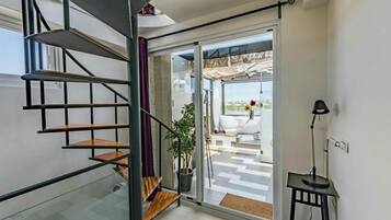 Habitación doble estándar, vista a la playa (Moon) | Cortinas blackout, insonorización, wifi gratis y ropa de cama