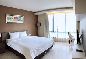 1 bedroom, premium bedding, in-room safe, iron/ironing board - Avatar Suites Hotel (Bangkok)