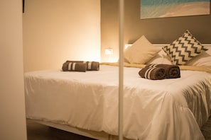 Double Room, Shared Bathroom (Brown) | Premium bedding, down duvets, desk, laptop workspace - Luxury Msida Circle Suites (Msida)