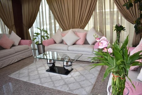 Televisión de pantalla plana