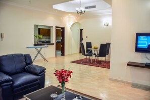 Flat-screen TV - Al Misrea Tower (Manama)