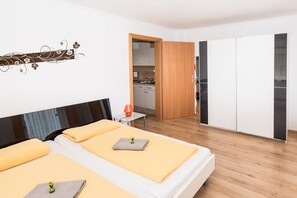 Apartament, 1 dormitori | Roba de llit d'alta qualitat, minibar i escriptori 