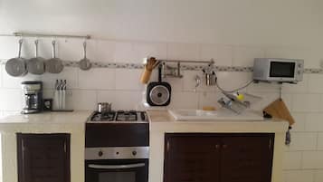 Vila, 2 Tempat Tidur Double, Bebas Asap Rokok | Dapur pribadi | Lemari es besar, oven, dan mesin pembuat kopi/teh