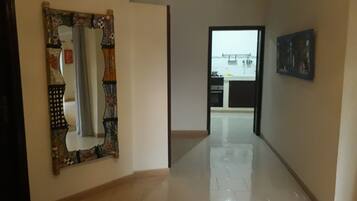 Vila, 2 Tempat Tidur Double, Bebas Asap Rokok | Area keluarga | Televisi 85-cm dengan saluran TV satelit