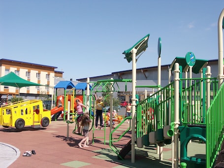 Children's play area - outdoor
