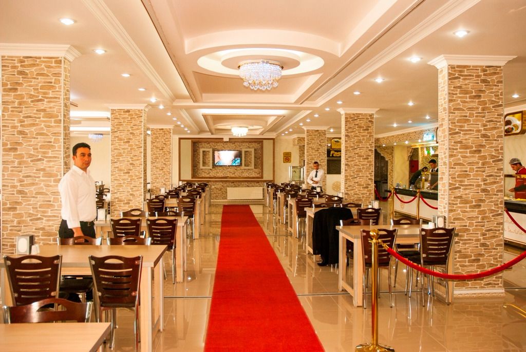 Aamiainen, lounas ja illallinen; turkkilainen keittiö 