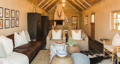 Sweetfontein Boutique Farm Lodge