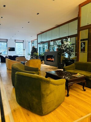 Sala de estar en el lobby