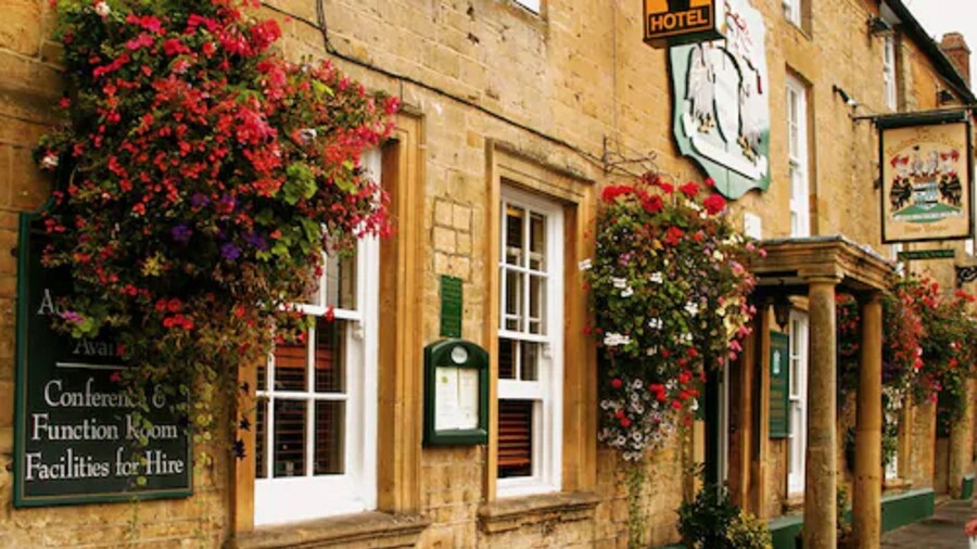 Redesdale Arms Hotel