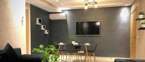 舒適公寓, 2 間臥室, 廚房, 城市景 | 客廳 | 電視